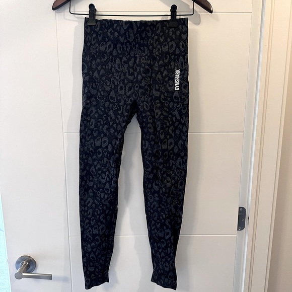 Adapt animal Gymshark leggings - Picture 2 of 5